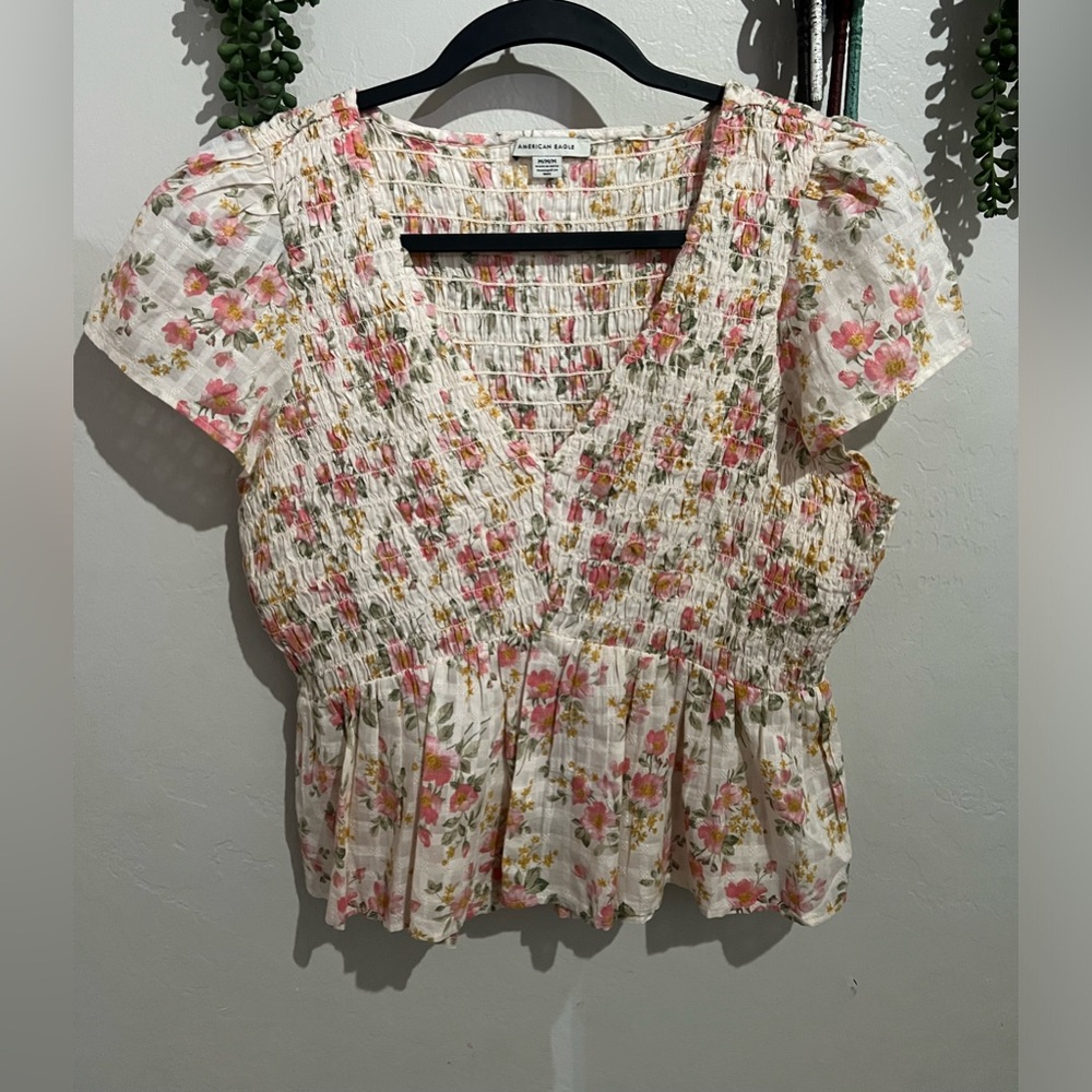 American Eagle Floral Top size M